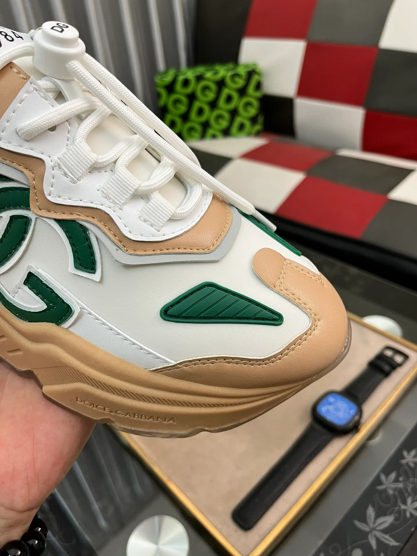 Men's shoes 💰480⌚️⌚️[DOLCE&GABBANA] DG hot style ♦️: Fashionable casual shoes 🇨🇳Official website original 1:1 mold opening, original quality 💯Fine workmanship, high-end luxury ☘The upper is made of imported fly weave, comfortable and breathable, sheepskin foot pads 🌴rubber wear-resistant outsole, comfortable to wear🍍Versatile style, high-grade men. 🤓🤓Number of yards: 38-46